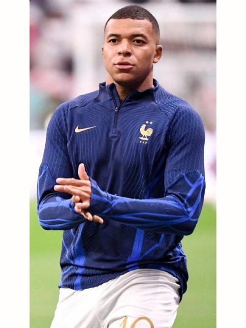 终章决战福利狂袭《坦克世界》钢铁猎手第四章上线