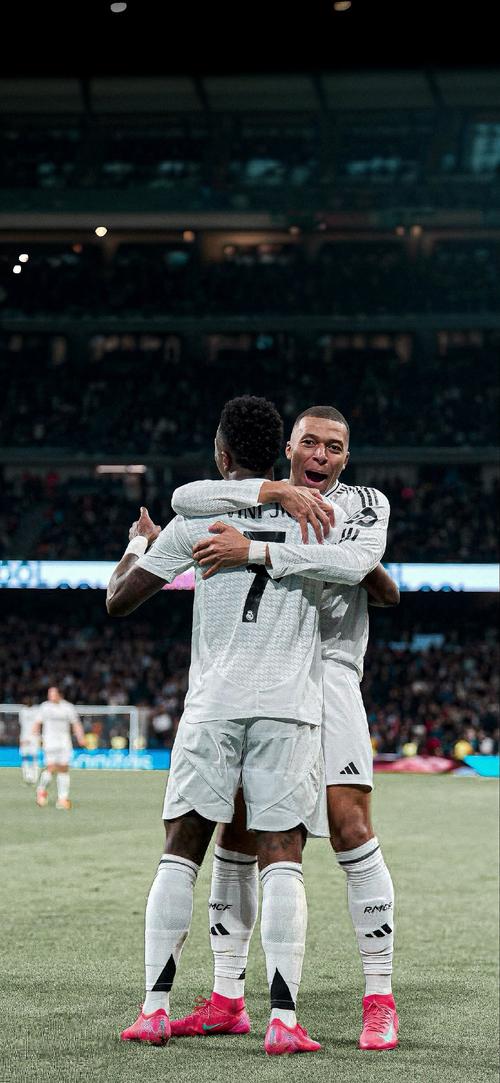 山东八连胜VS山西大逆转，中游球队崛起是否预示CBA阶层流动？